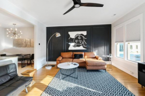 Rooftop On Main - Private Rooftop - Downtown Lake Geneva - Renovated Midcentury Modern - Parking for 2